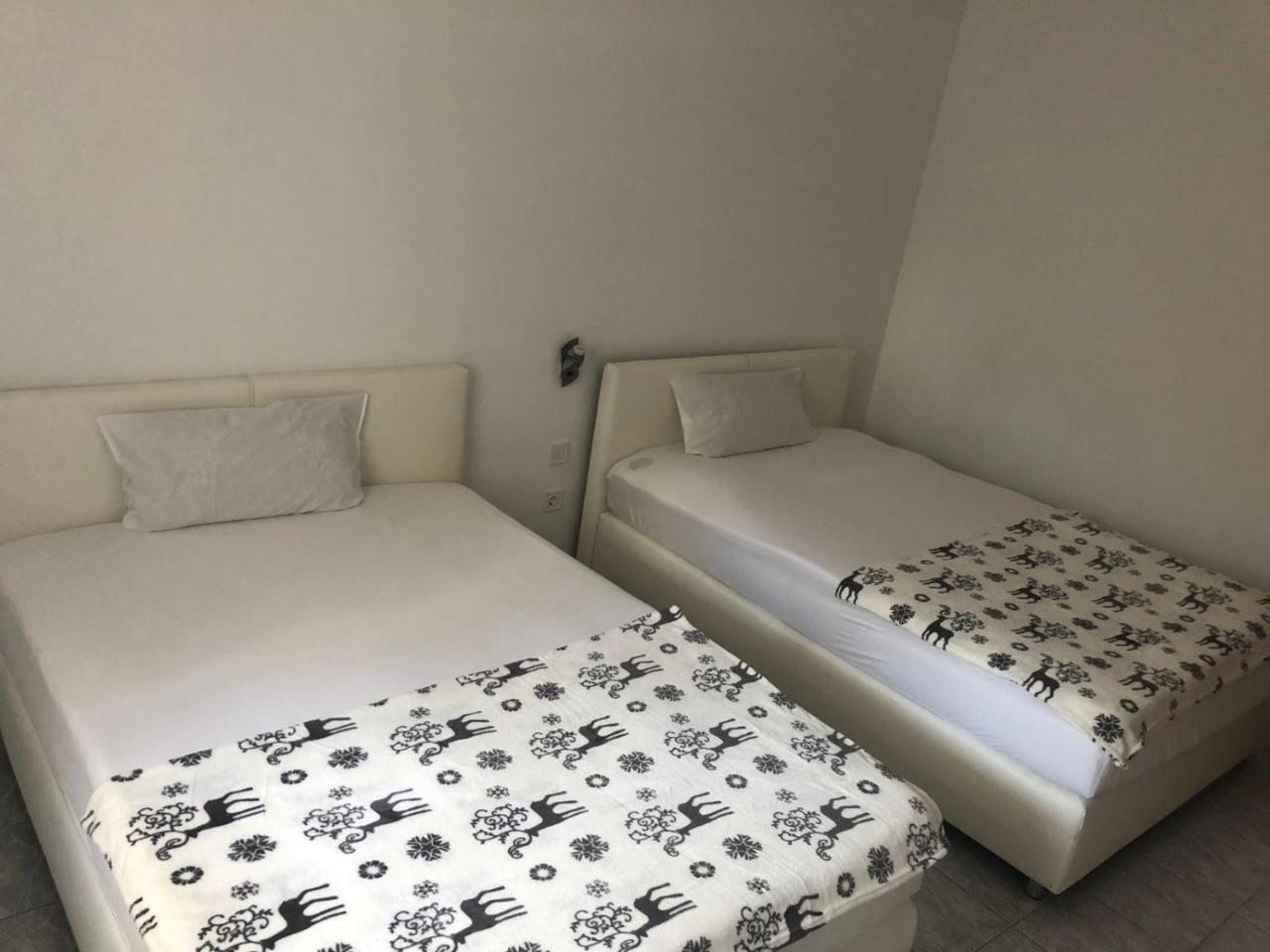 Apartman Ylli Nečujam Εξωτερικό φωτογραφία