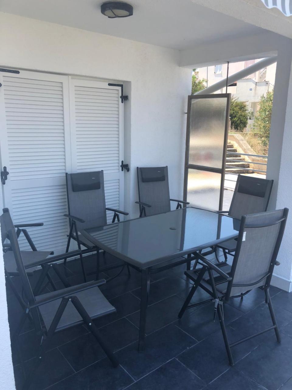 Apartman Ylli Nečujam Εξωτερικό φωτογραφία